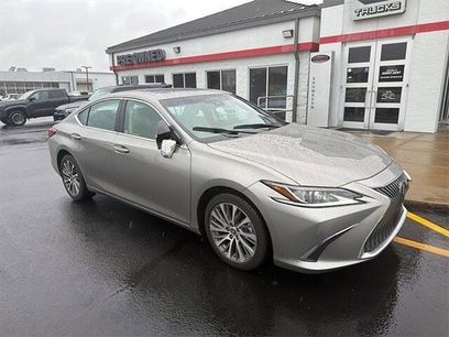 Certified 2021 Lexus ES 250 w/ Premium Package
