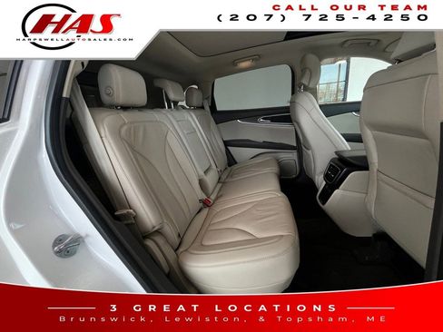 Used 2018 Lincoln MKX Reserve w/ Lincoln MKX Climate Package AWD/4WD image 13