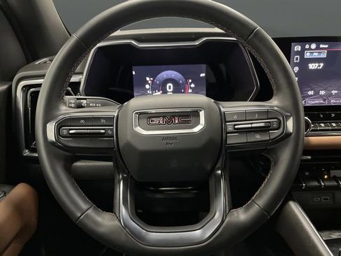 Used 2023 GMC Canyon AT4 image 17