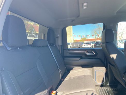 Used 2024 Chevrolet Silverado 2500 LT image 22