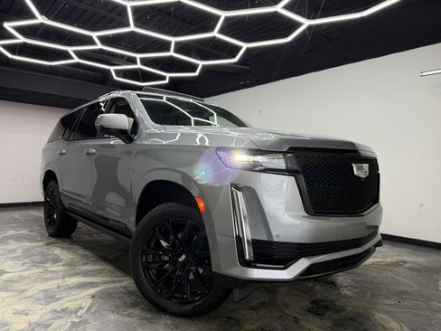 Used 2024 Cadillac Escalade Sport Platinum image 6