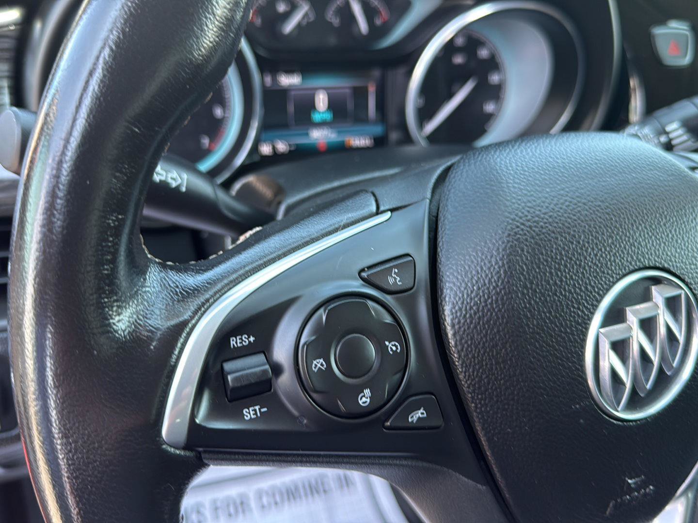 Used 2018 Buick Envision Essence AWD/4WD image 12