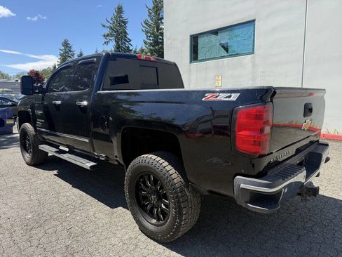 Used 2015 Chevrolet Silverado 2500 LTZ AWD/4WD image 3