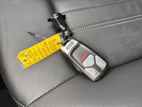 Used 2023 Audi Q5 2.0T Premium Plus w/ Premium Plus Package image 35