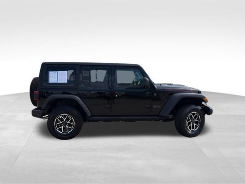 Used 2024 Jeep Wrangler Unlimited Rubicon AWD/4WD image 7