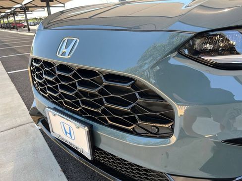 Used 2027 Honda HR-V EX-L image 14