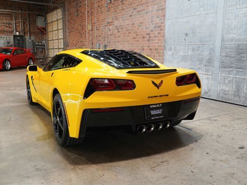 Used 2014 Chevrolet Corvette Stingray Coupe w/ 2LT Preferred Equipment Group RWD image 13