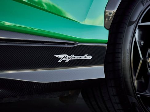 Used 2024 Lamborghini Urus Performante image 12