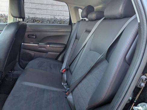 Used 2024 Mitsubishi Outlander Sport SE image 23