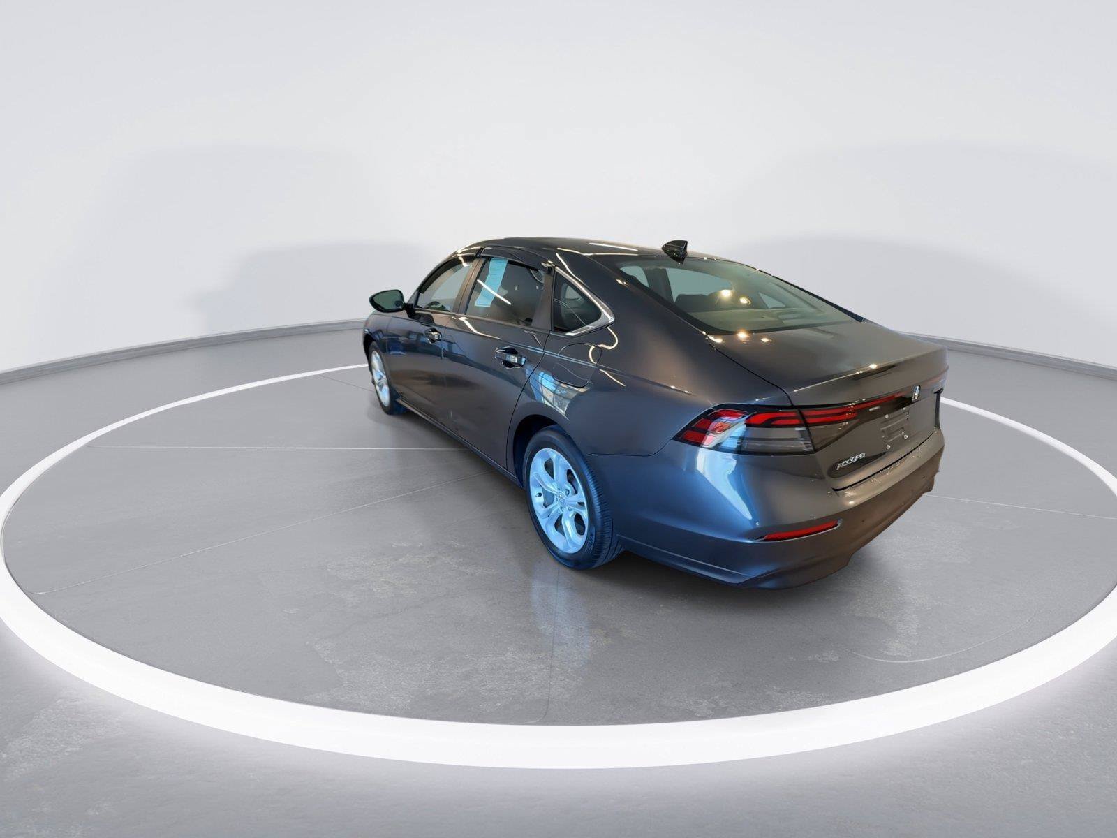 Used 2023 Honda Accord LX image 6