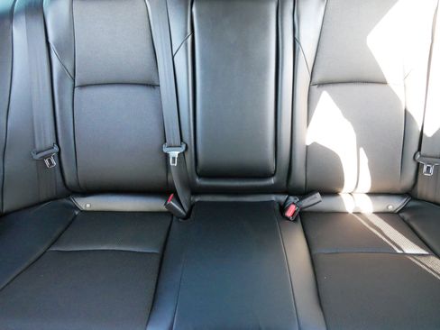 Used 2022 Honda Accord Sport image 13