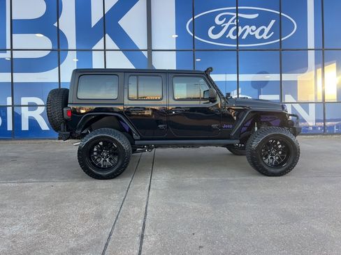 Used 2021 Jeep Wrangler Unlimited Sport image 1