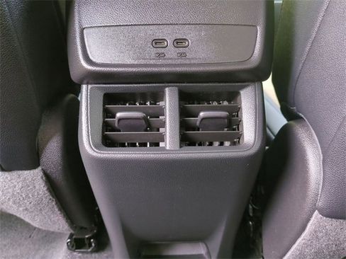 Certified 2025 Chevrolet Equinox ACTIV image 21