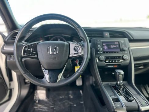 Used 2019 Honda Civic Sport image 7