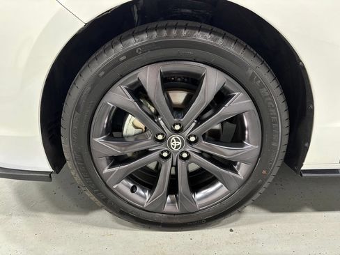 Used 2025 Toyota Sienna XSE FWD image 69