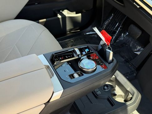 Used 2024 BMW iX xDrive50 w/ Premium Package image 19