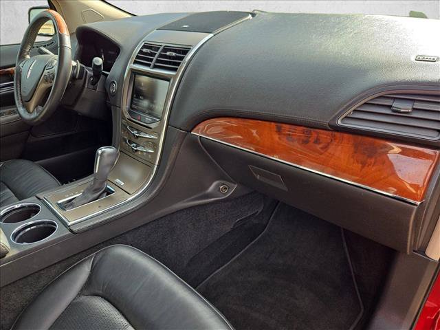 Used 2014 Lincoln MKX FWD w/ Equipment Group 102A image 21
