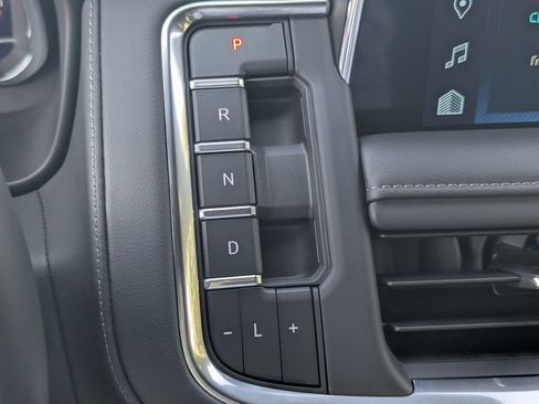 Used 2024 Chevrolet Tahoe LT AWD/4WD image 28