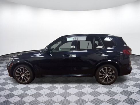 Used 2019 BMW X5 xDrive40i w/ M Sport Package image 2