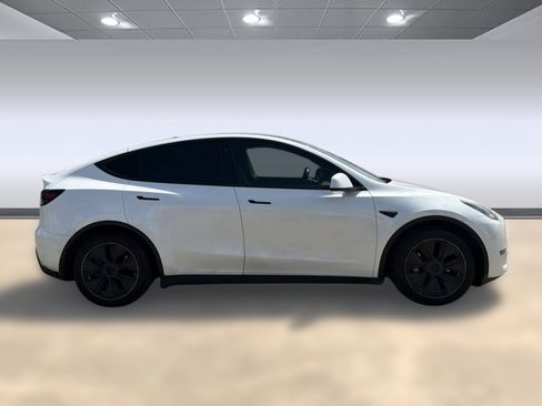 Used 2020 Tesla Model Y Long Range AWD/4WD image 8