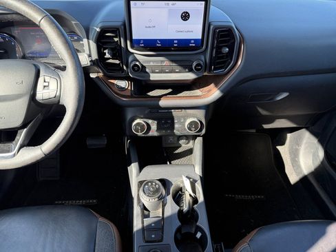 Used 2022 Ford Bronco Sport Outer Banks w/ Tech Package image 11