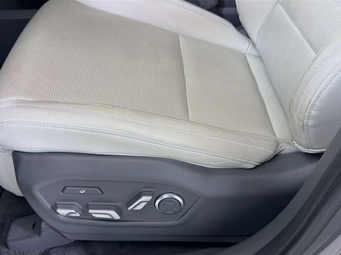 Used 2024 Hyundai Santa Fe Calligraphy FWD image 25