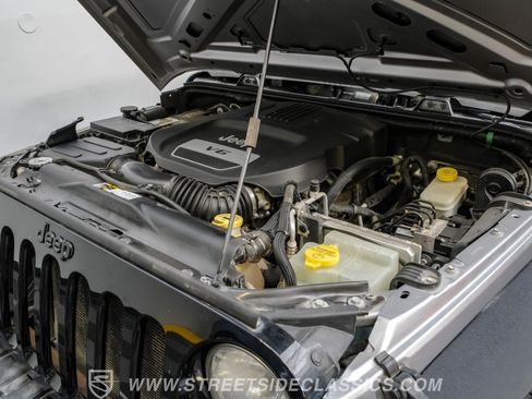 Used 2014 Jeep Wrangler Sport AWD/4WD image 37