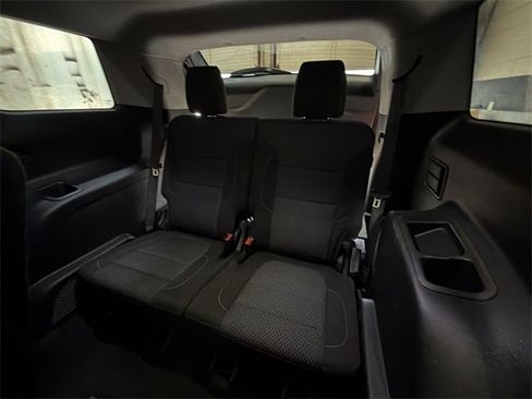 Certified 2021 GMC Acadia SLE w/ Driver Convenience Package image 24