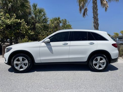 Used 2018 Mercedes-Benz GLC 300 image 2