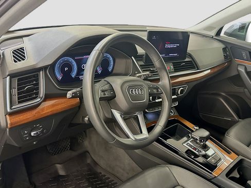 Used 2023 Audi Q5 2.0T Premium Plus w/ Premium Plus Package AWD/4WD image 18