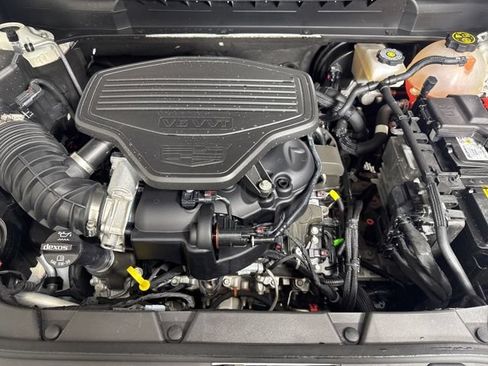 Used 2022 Cadillac XT5 Sportv w/ Platinum Package AWD/4WD image 9