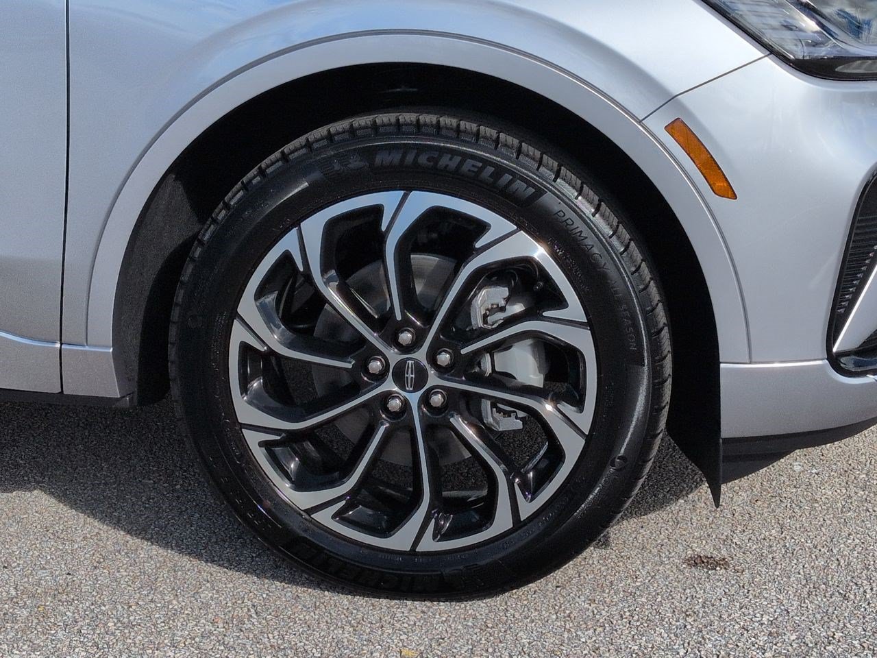New 2026 Lincoln Nautilus Reserve AWD/4WD image 11