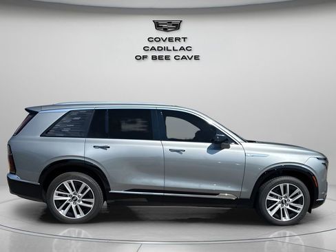 New 2026 Cadillac Vistiq Luxury image 11