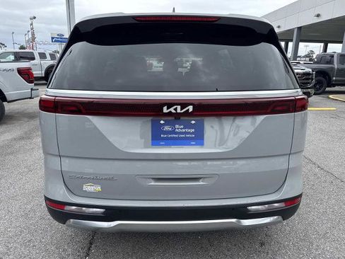 Used 2022 Kia Carnival SX FWD image 6