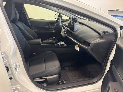 New 2026 Toyota Prius LE image 21