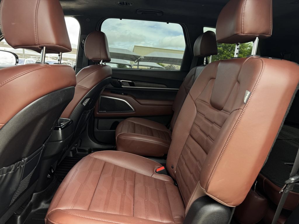Used 2024 Kia Telluride SX Prestige AWD/4WD image 27