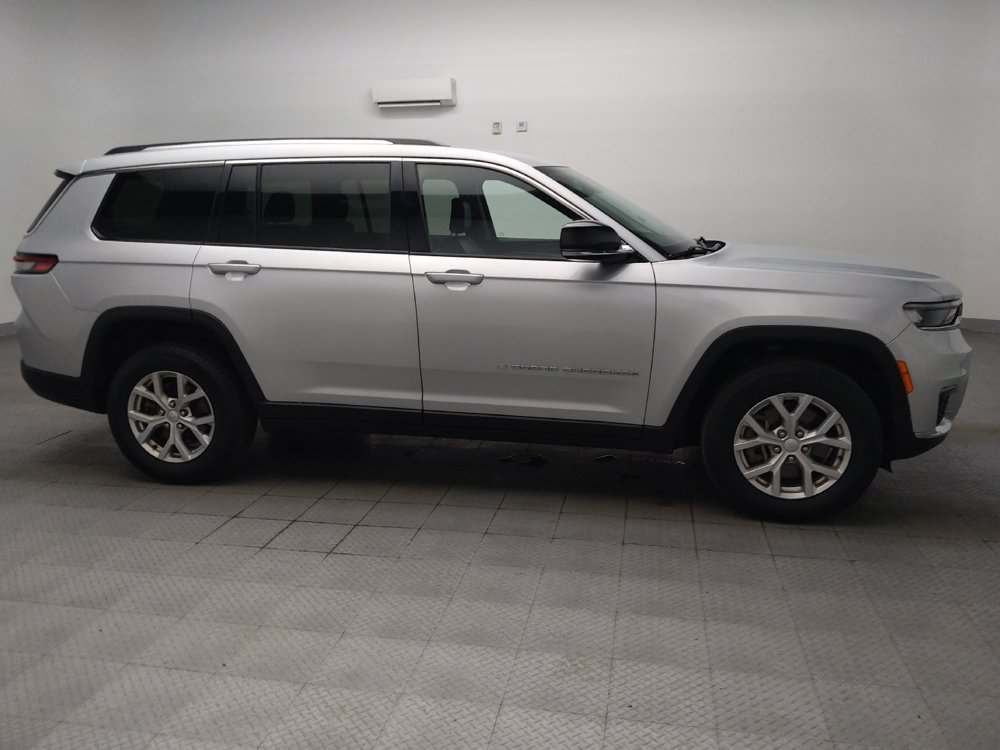 Used 2023 Jeep Grand Cherokee L Limited RWD image 11