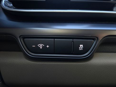 Certified 2025 Kia Carnival LXS image 26