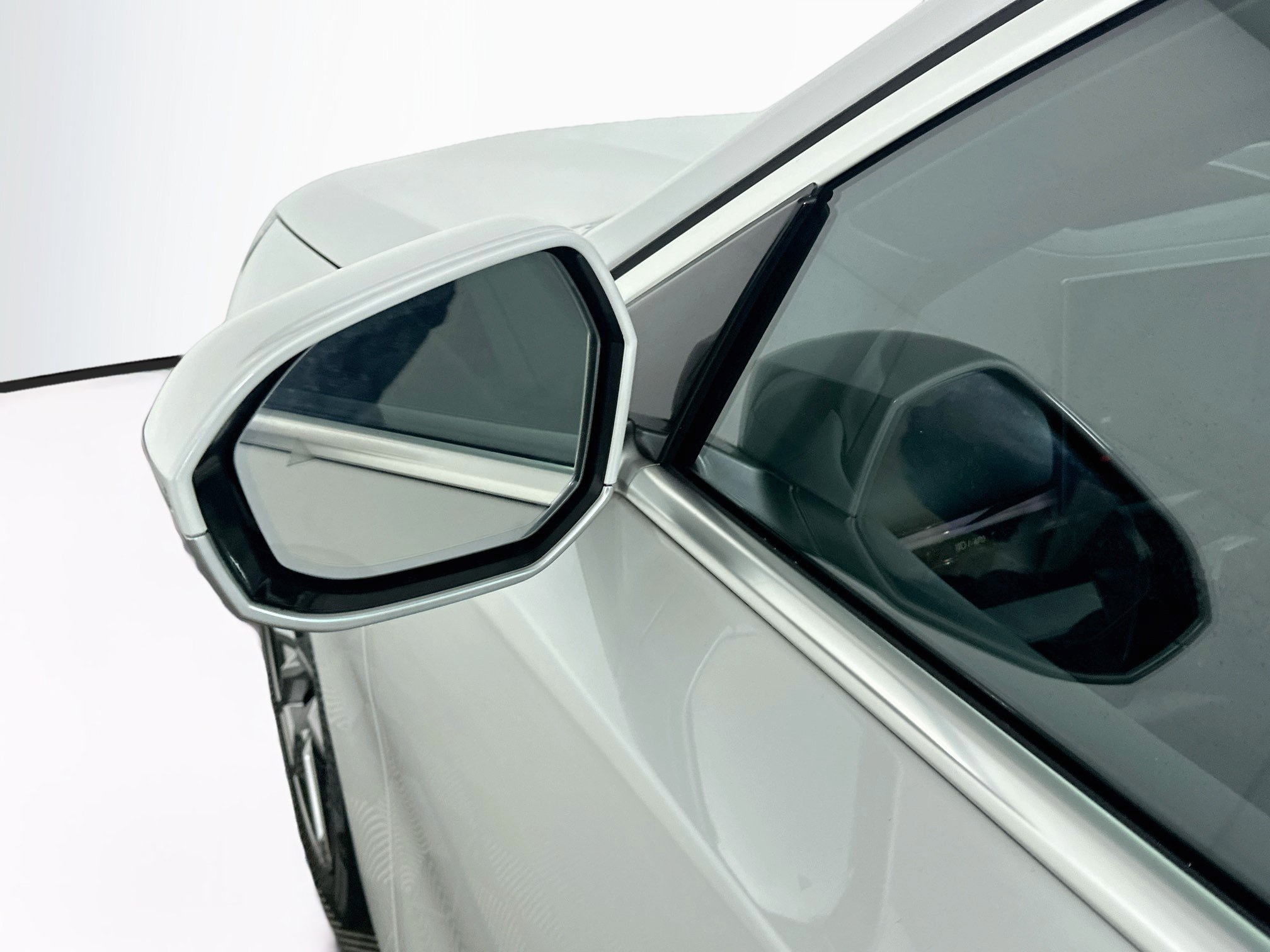 Used 2025 BMW i5 eDrive40i RWD image 16