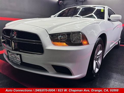 Used 2011 Dodge Charger SE image 24