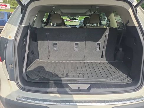 Used 2020 Subaru Ascent Limited w/ Technology Package AWD/4WD image 11