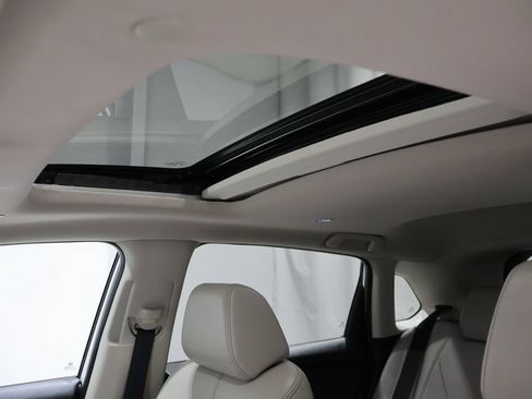 Used 2024 Honda HR-V EX-L image 10