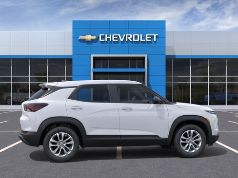 New 2026 Chevrolet TrailBlazer LS AWD/4WD image 5