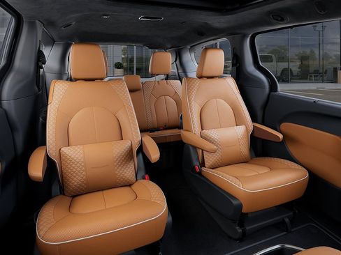 New 2026 Chrysler Pacifica Pinnacle AWD/4WD image 15