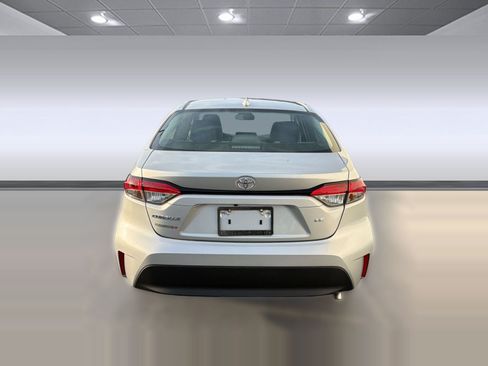 Used 2026 Toyota Corolla LE FWD image 10