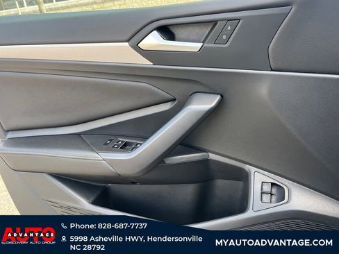 Used 2023 Volkswagen Jetta Sport image 19