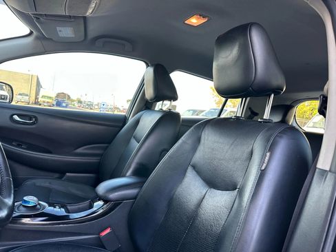 Used 2015 Nissan Leaf SL w/ Premium Package image 15