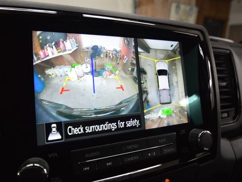 Used 2024 Nissan Frontier PRO-4X w/ Pro Convenience Package image 38