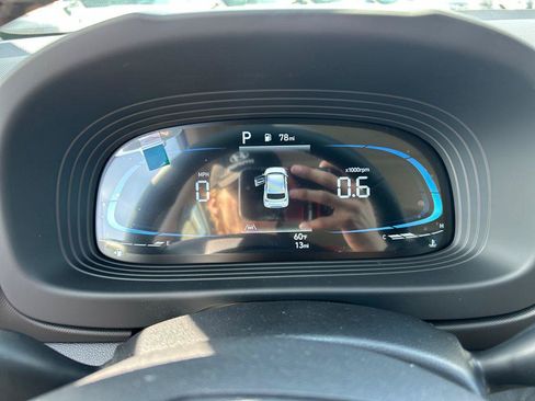 New 2026 Hyundai Venue SEL FWD image 17