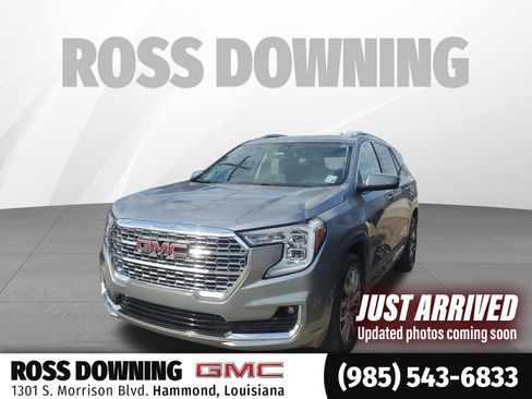 Used 2023 GMC Terrain Denali w/ Denali Premium Package image 1